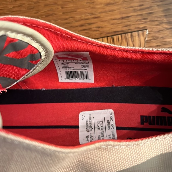 Puma Mini “Step on it” Tennis Shoes (Size 9) - Picture 4 of 9